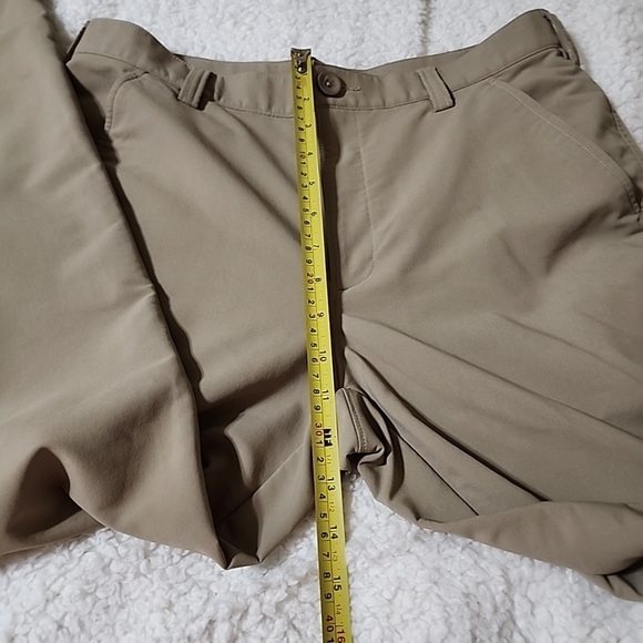 Under Armour Pants Size 32/30 Tan Raw Hem Nwot Men - Picture 9 of 9